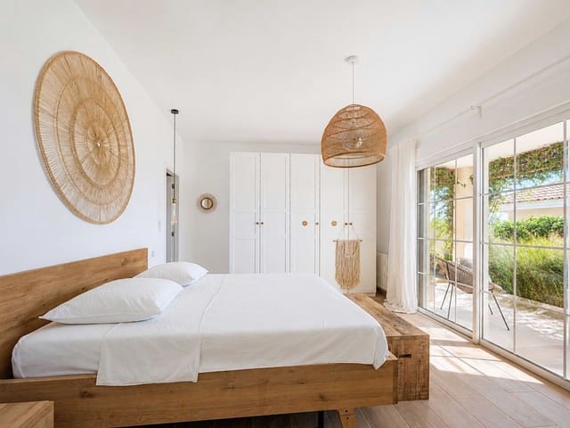 4 quarto Moradia para venda em Pinoso com piscina garagem - 669 000 € (Ref: 10065692)