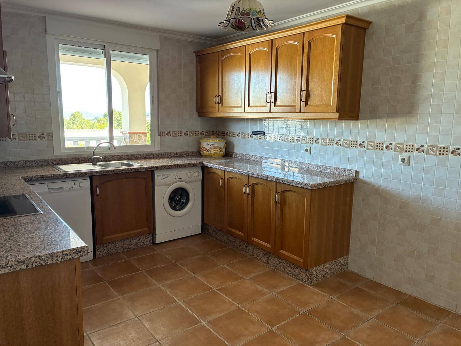 3 slaapkamer Villa te koop in Monovar / Monover met zwembad garage - € 320.000 (Ref: 10065693)