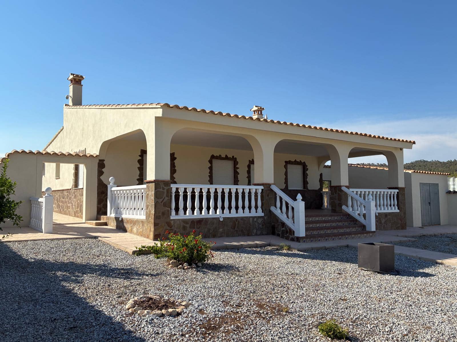 3 slaapkamer Villa te koop in Monovar / Monover met zwembad garage - € 320.000 (Ref: 10065693)