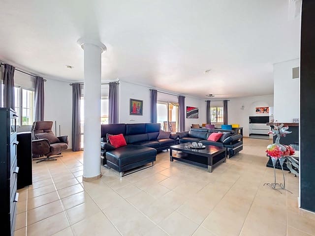 3 Zimmer Villa zu verkaufen in Campos del Río mit Pool Garage - 379.500 € (Ref: 10065694)