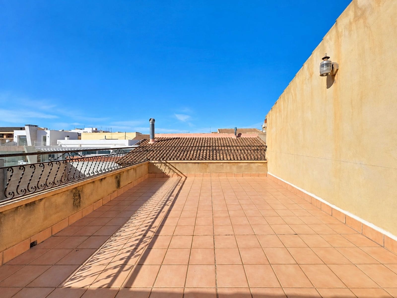 3 soverom Hus til salgs i Pinoso med garasje - € 415 000 (Ref: 10101424)