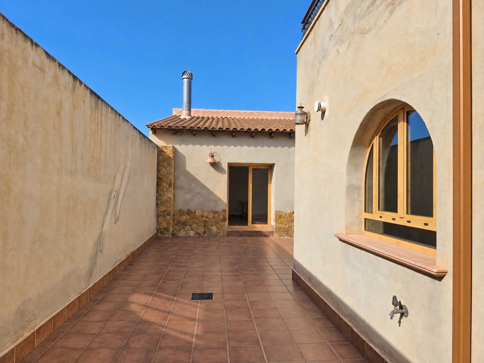 3 soverom Hus til salgs i Pinoso med garasje - € 415 000 (Ref: 10101424)