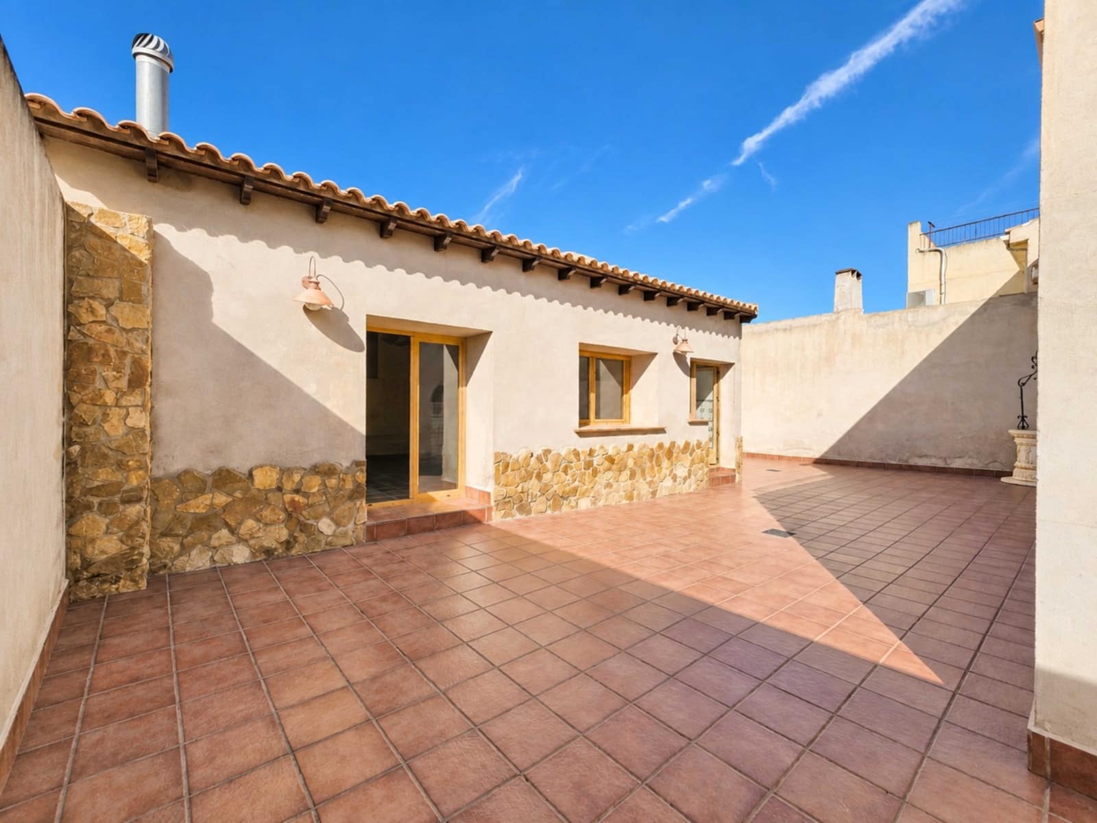 3 soverom Hus til salgs i Pinoso med garasje - € 415 000 (Ref: 10101424)