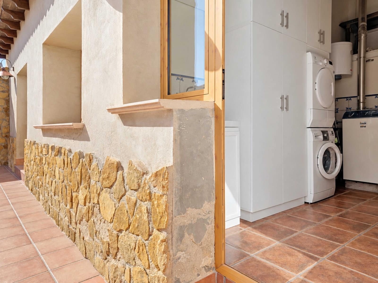 3 soverom Hus til salgs i Pinoso med garasje - € 415 000 (Ref: 10101424)