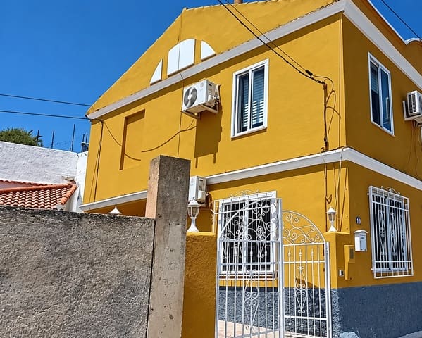 9 slaapkamer Huis te koop in Baza met zwembad garage - € 249.750 (Ref: 10101426)