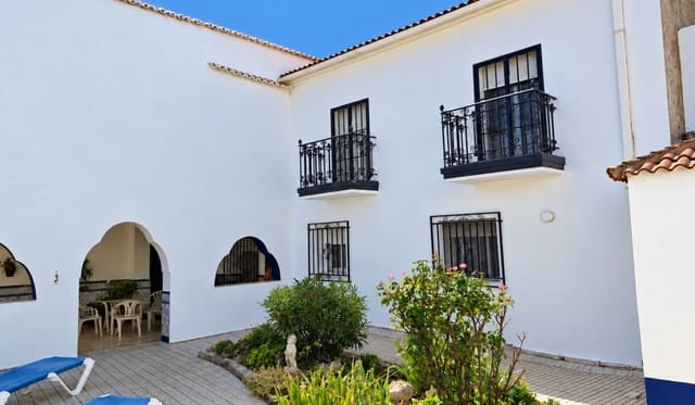 6 sovrum Hus till salu i Cuevas del Campo med garage - 149 995 € (Ref: 10101427)