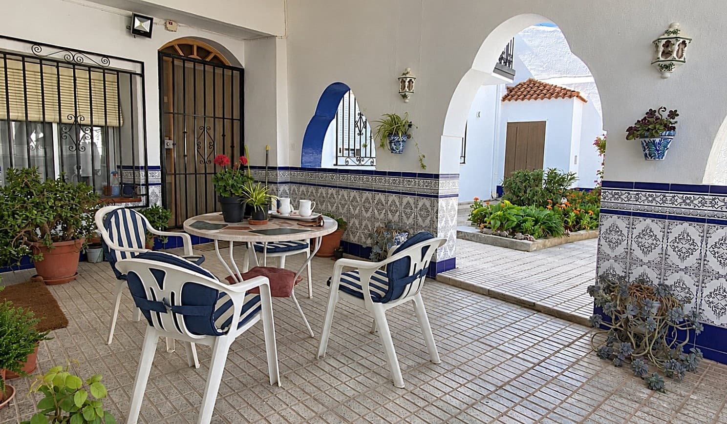 6 sovrum Hus till salu i Cuevas del Campo med garage - 149 995 € (Ref: 10101427)
