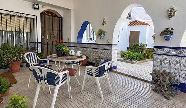 6 sovrum Hus till salu i Cuevas del Campo med garage - 149 995 € (Ref: 10101427)