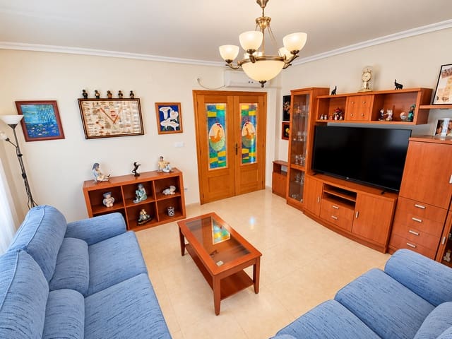 3 camera da letto Casa in vendita in Pinoso con garage - 199.999 € (Rif: 10130537)
