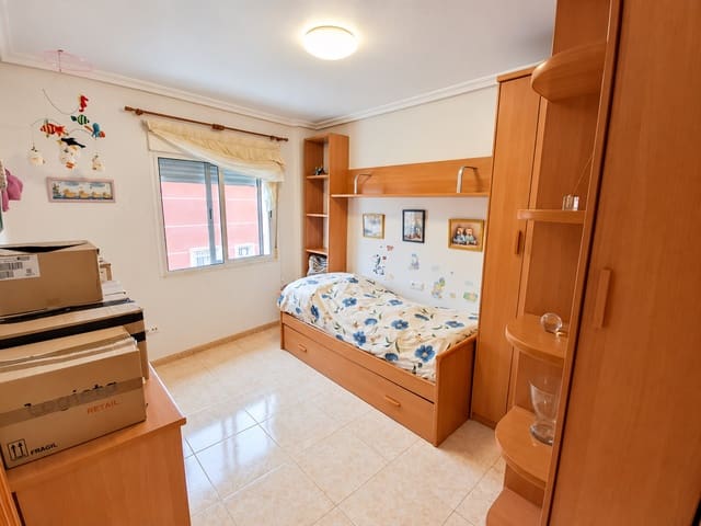 3 camera da letto Casa in vendita in Pinoso con garage - 199.999 € (Rif: 10130537)