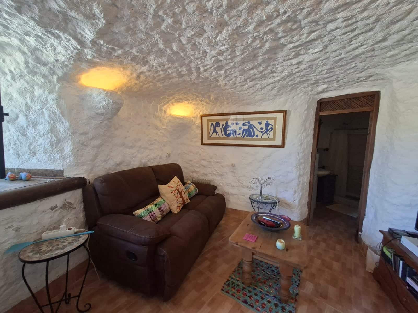4 bedroom Cave House for sale in Baza with garage - € 189,950 (Ref: 10130538)