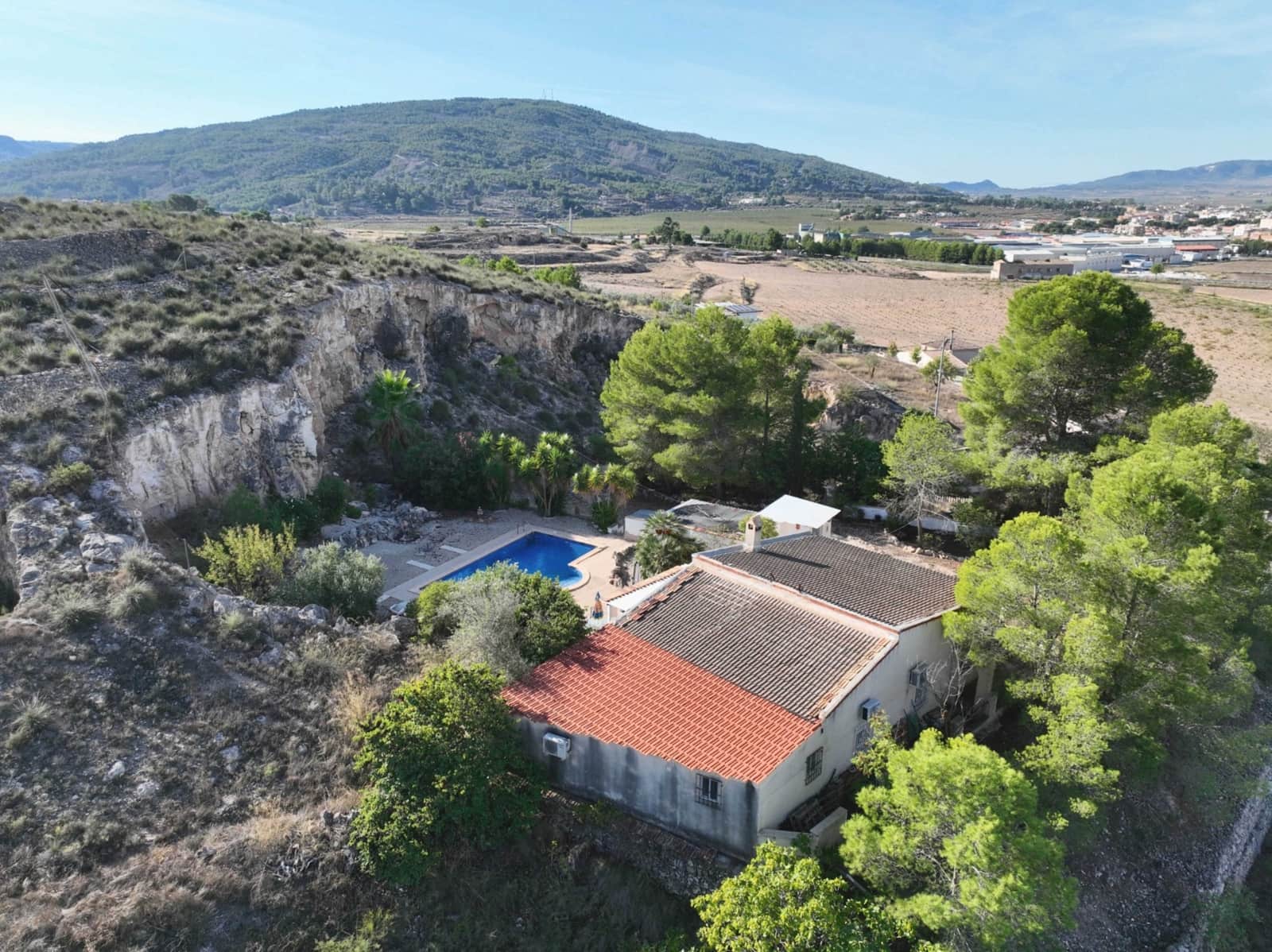 3 camera da letto Finca/Casa di Campagna in vendita in Pinoso con piscina garage - 279.950 € (Rif: 10130540)