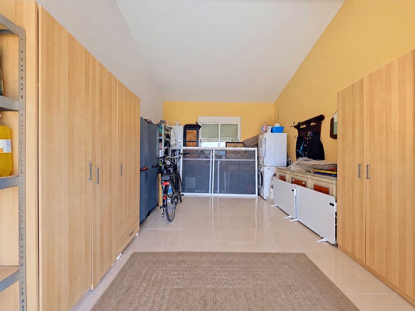 3 sypialnia Willa na sprzedaż w Pinoso z basenem garażem - 399 000 € (Ref: 10140458)