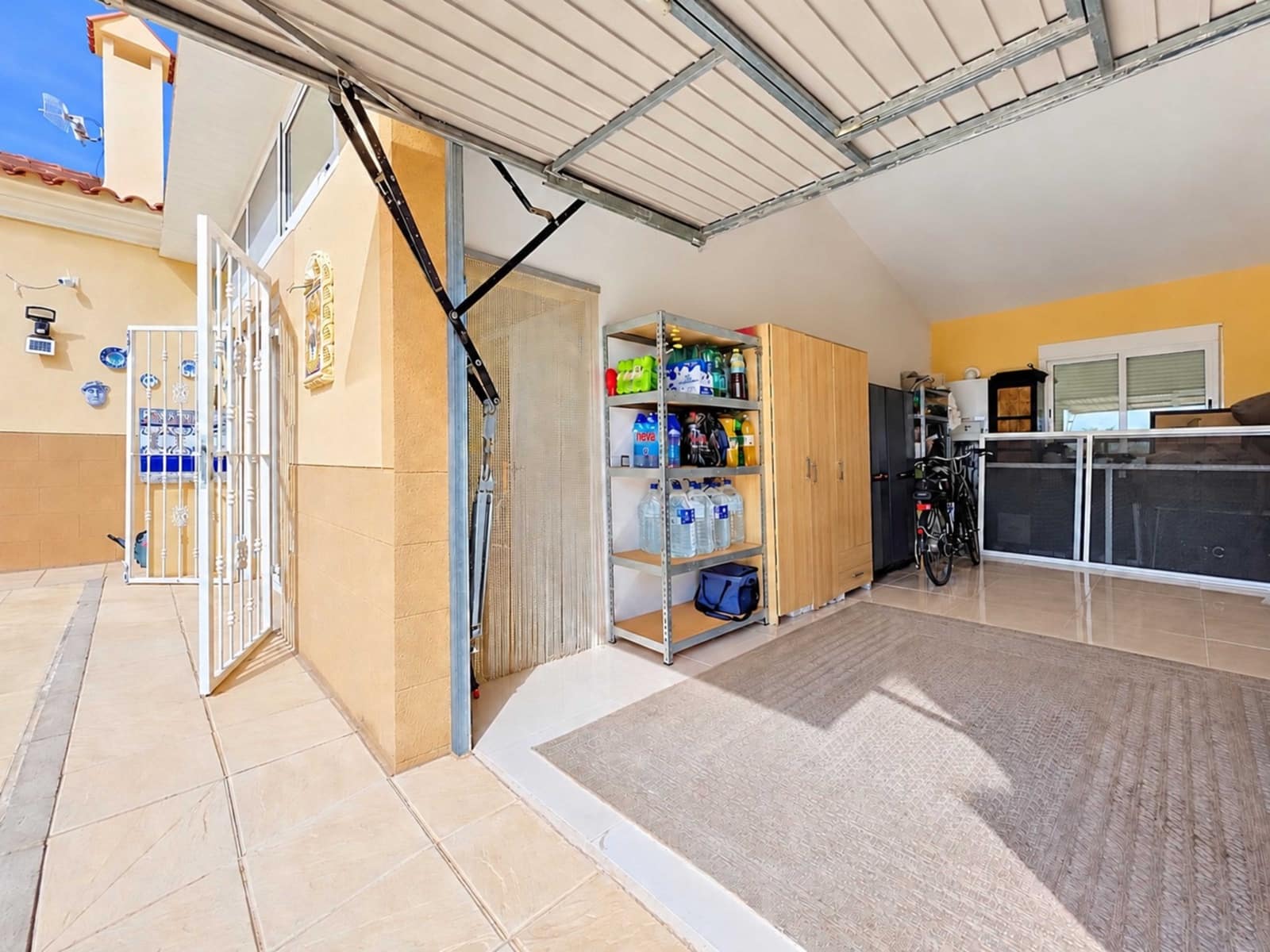3 sypialnia Willa na sprzedaż w Pinoso z basenem garażem - 399 000 € (Ref: 10140458)