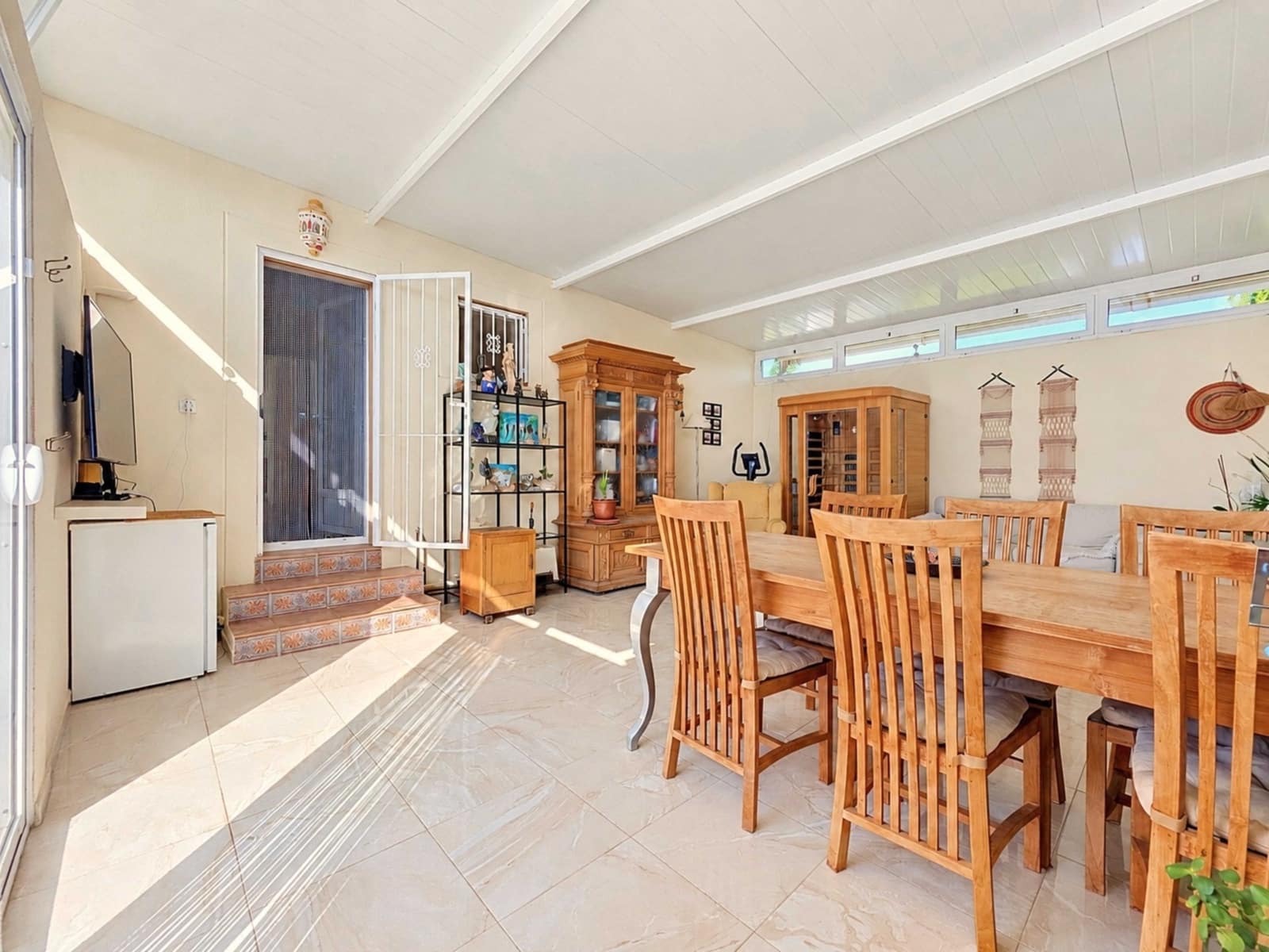 3 sypialnia Willa na sprzedaż w Pinoso z basenem garażem - 399 000 € (Ref: 10140458)