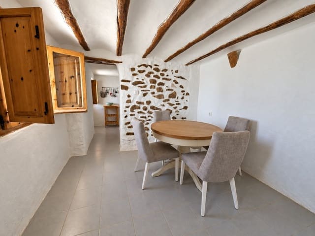 4 sypialnia Finka/Dom wiejski na sprzedaż w Huéscar z garażem - 159 000 € (Ref: 10140459)