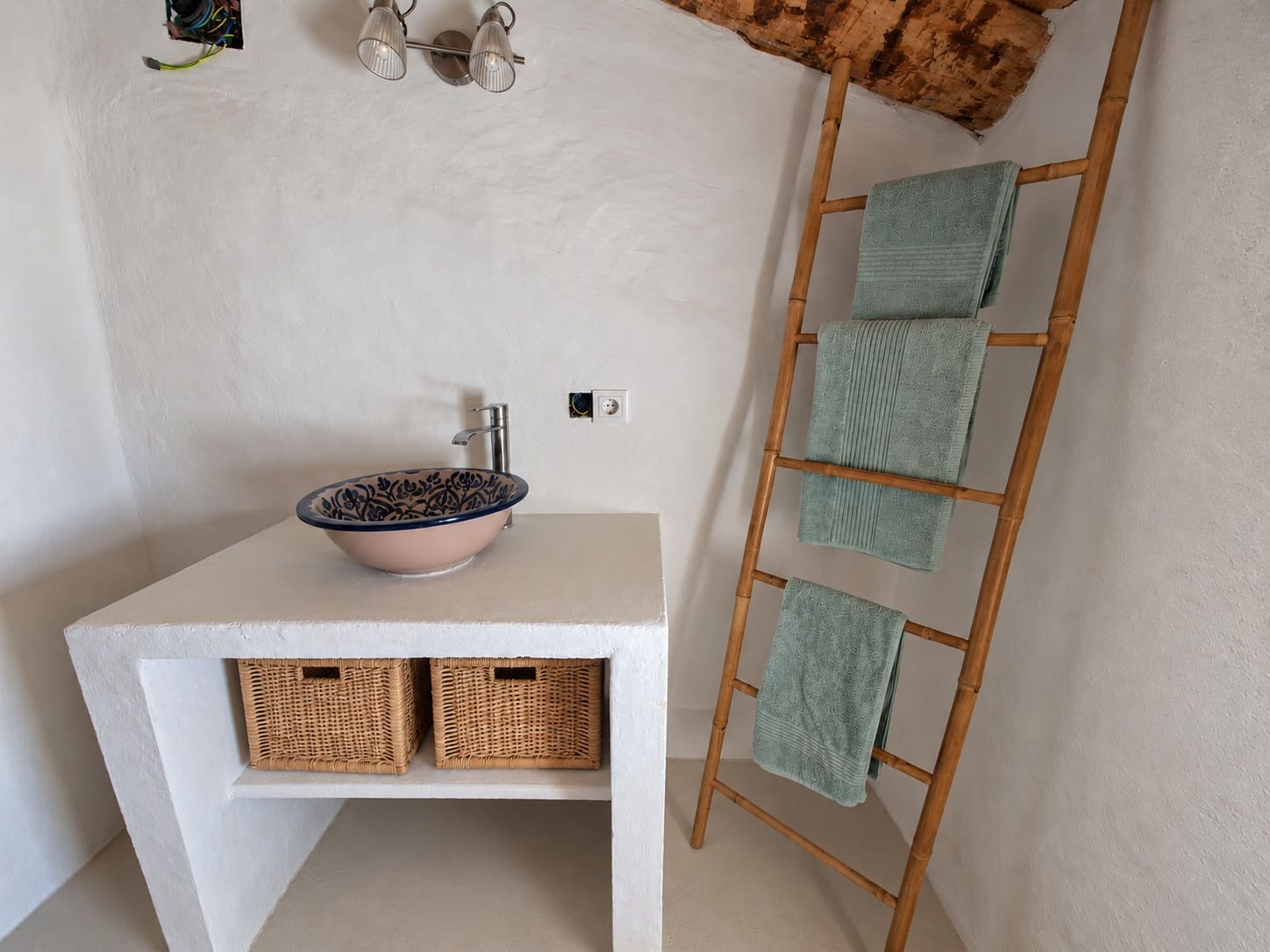4 sypialnia Finka/Dom wiejski na sprzedaż w Huescar z garażem - 159 000 € (Ref: 10140459)