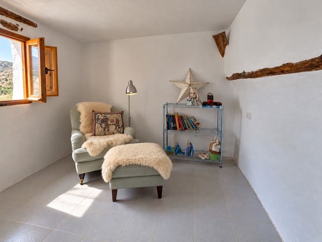 4 sypialnia Finka/Dom wiejski na sprzedaż w Huéscar z garażem - 159 000 € (Ref: 10140459)