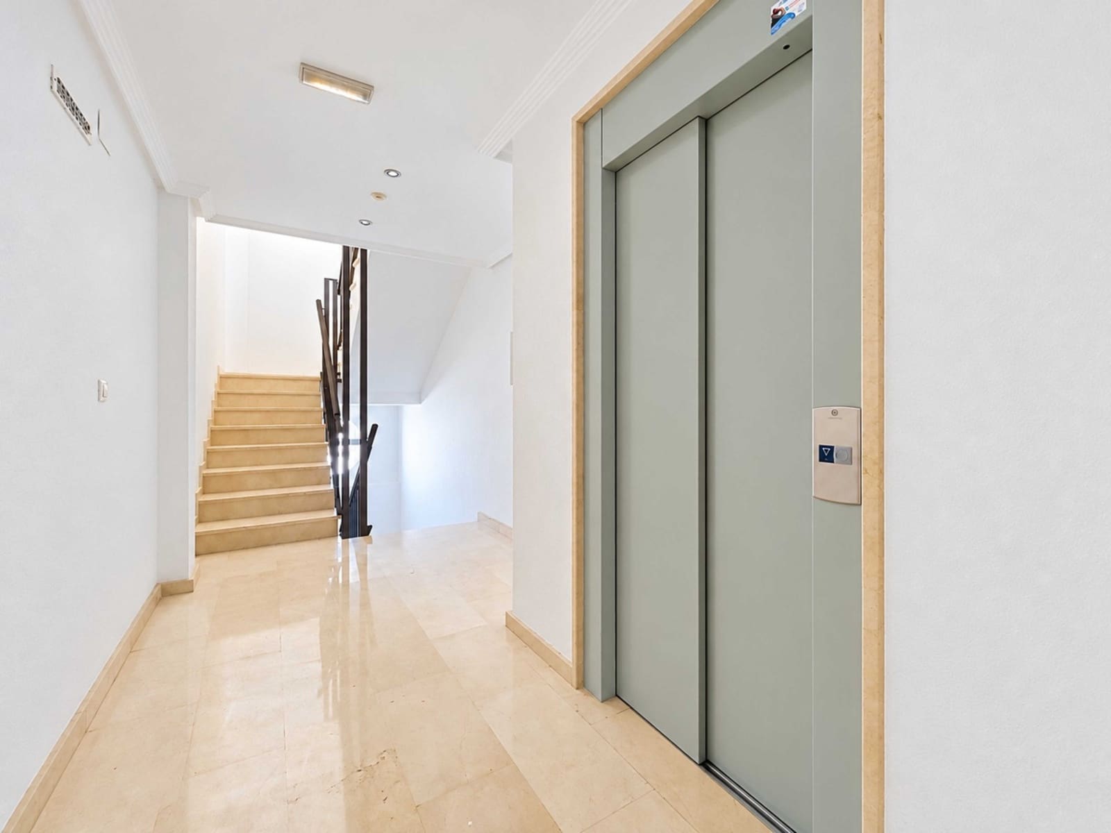 3 soverom Leilighet til salgs i Pinoso - € 139 000 (Ref: 10158165)