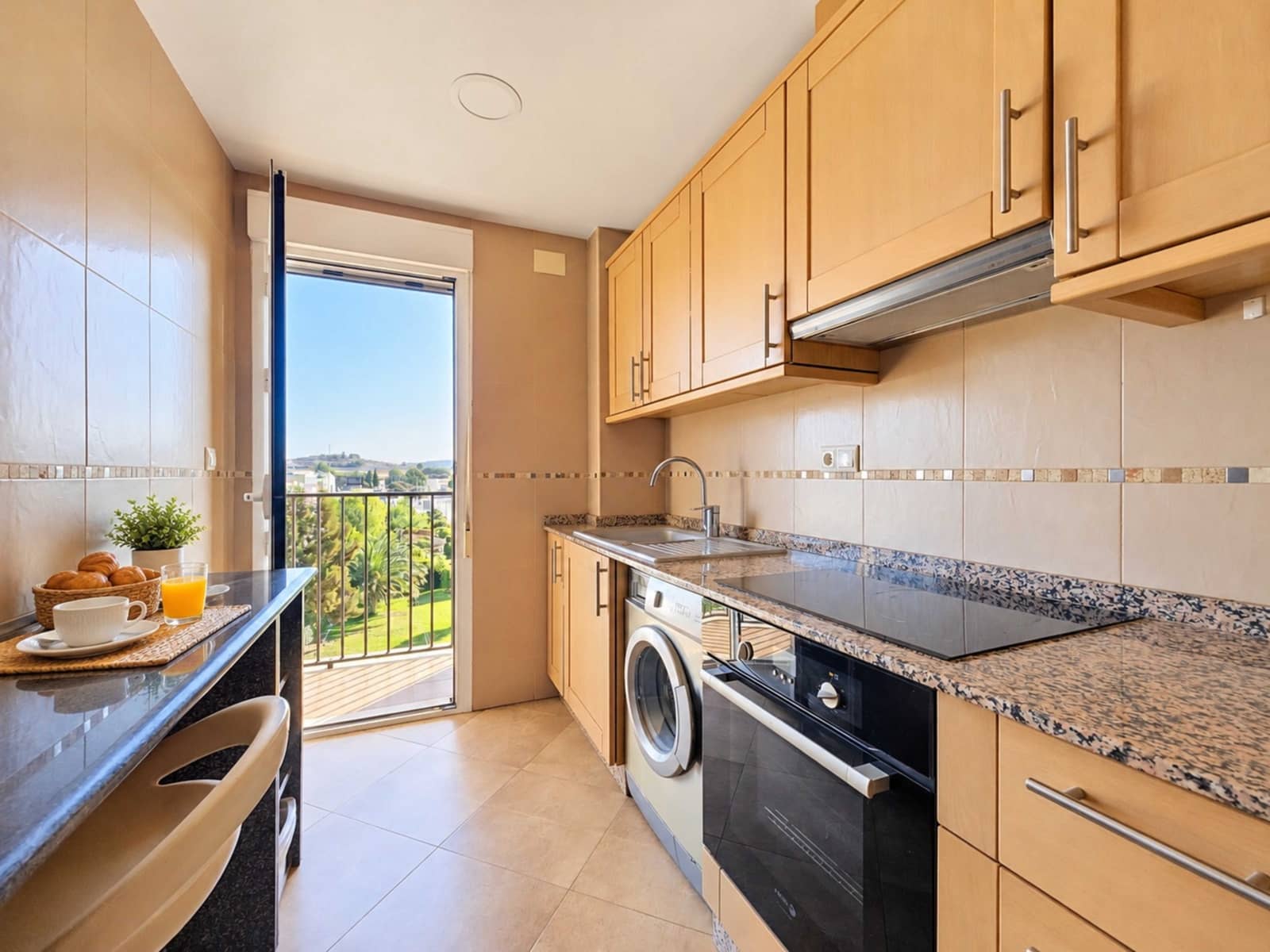3 soverom Leilighet til salgs i Pinoso - € 139 000 (Ref: 10158165)