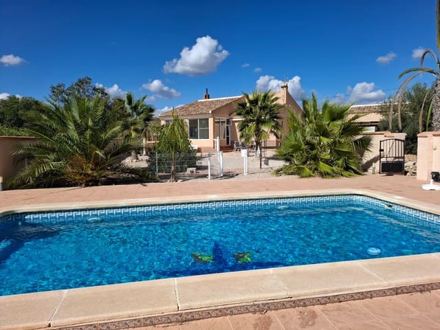 3 soverom Villa til salgs i Pinoso med svømmebasseng garasje - € 349 500 (Ref: 10169083)