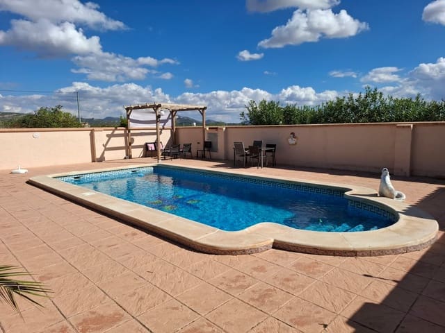 3 soverom Villa til salgs i Pinoso med svømmebasseng garasje - € 349 500 (Ref: 10169083)
