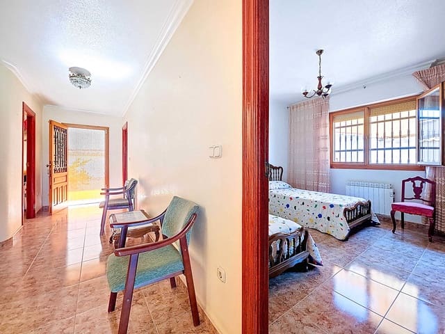 3 slaapkamer Huis te koop in Pinoso met garage - € 199.000 (Ref: 9105395)