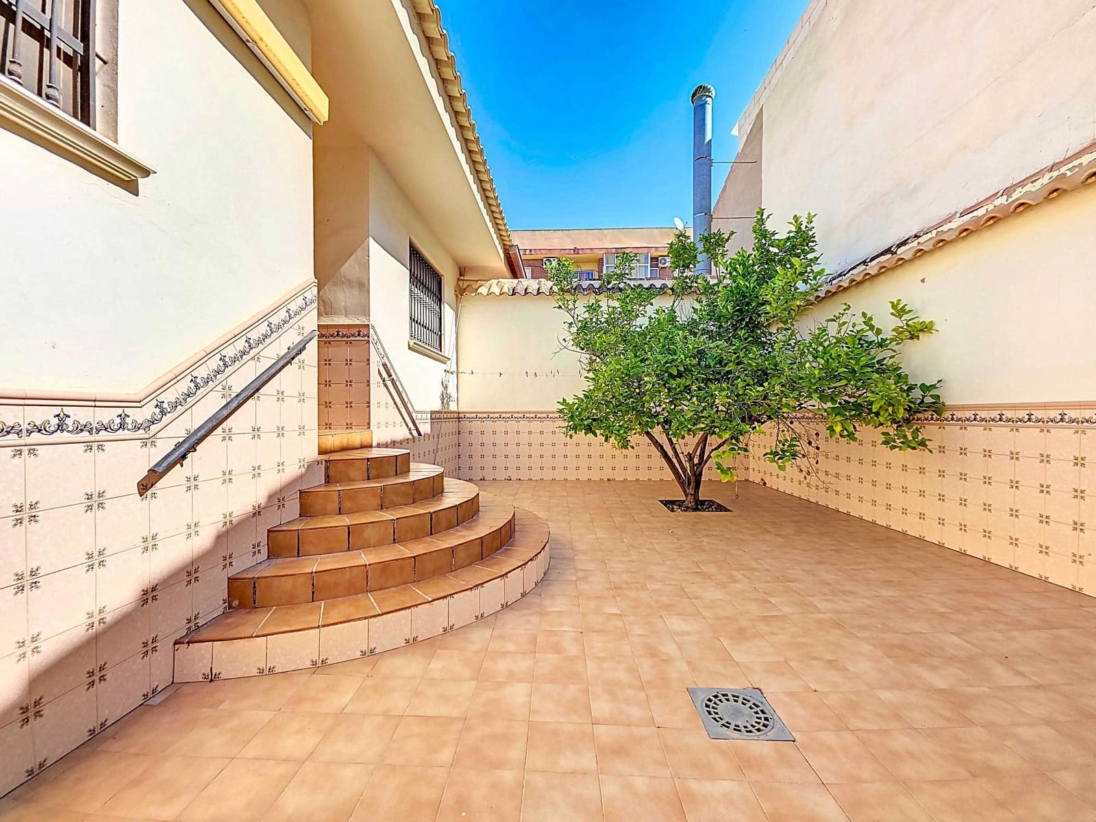 3 slaapkamer Huis te koop in Pinoso met garage - € 199.000 (Ref: 9105395)