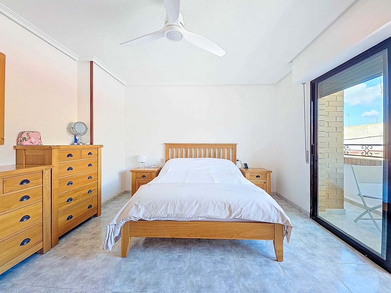 3 soveværelse Byhus til salg i Pinoso med garage - € 199.950 (Ref: 9105398)