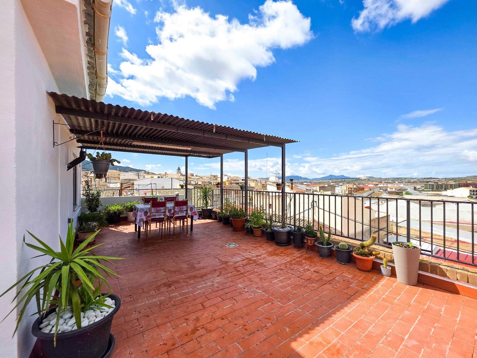 3 soveværelse Byhus til salg i Pinoso med garage - € 199.950 (Ref: 9105398)