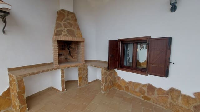 4 quarto Casa de Caverna para venda em Freila com garagem - 140 000 € (Ref: 9105407)
