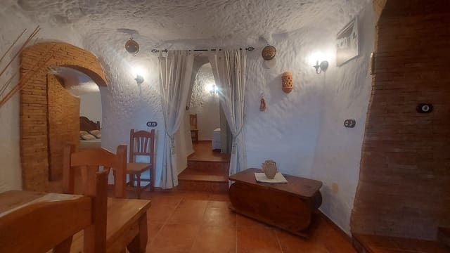 4 quarto Casa de Caverna para venda em Freila com garagem - 140 000 € (Ref: 9105407)