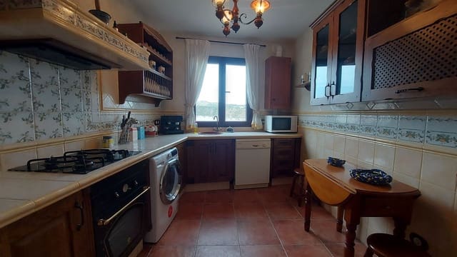 4 quarto Casa de Caverna para venda em Freila com garagem - 140 000 € (Ref: 9105407)