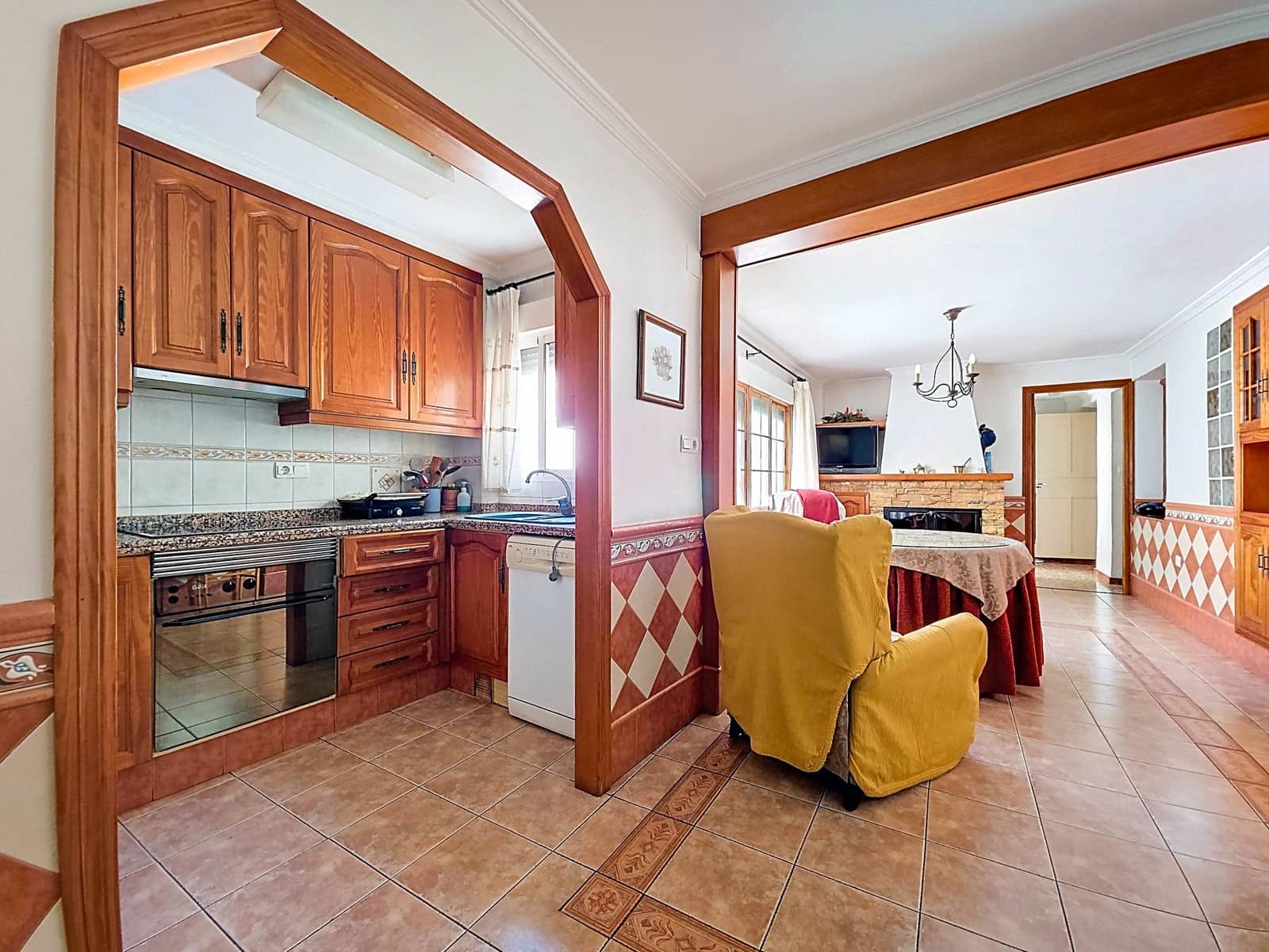 4 soverom Hus til salgs i Pinoso med garasje - € 189 900 (Ref: 9105416)