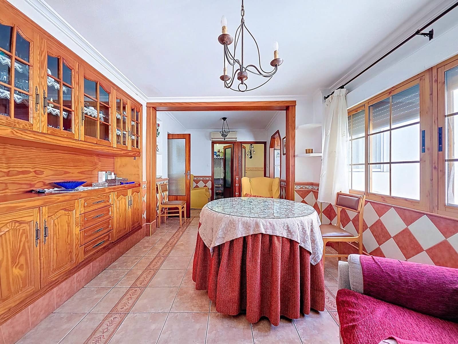 4 soverom Hus til salgs i Pinoso med garasje - € 189 900 (Ref: 9105416)