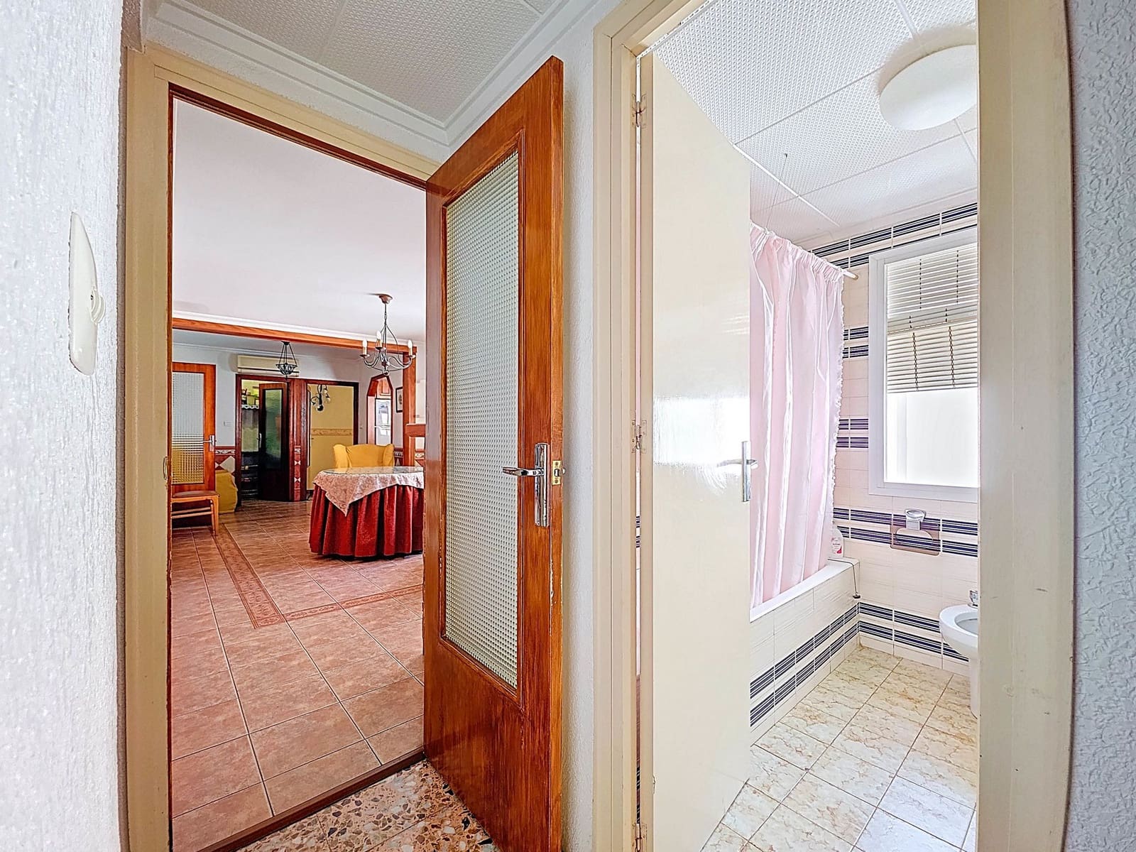 4 soverom Hus til salgs i Pinoso med garasje - € 189 900 (Ref: 9105416)