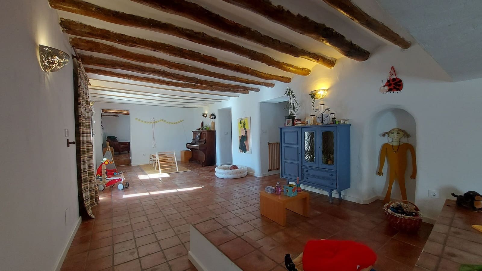 6 soveværelse Finca/Landehus til salg i Velez-Blanco med swimmingpool garage - € 475.000 (Ref: 9105432)