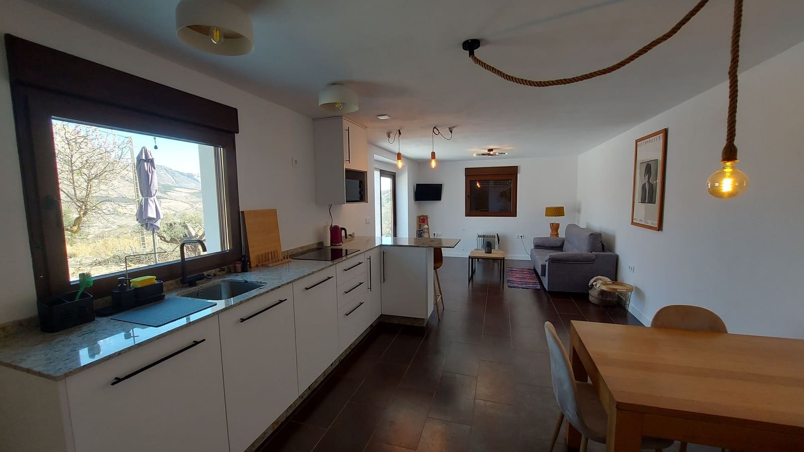 6 soveværelse Finca/Landehus til salg i Velez-Blanco med swimmingpool garage - € 475.000 (Ref: 9105432)