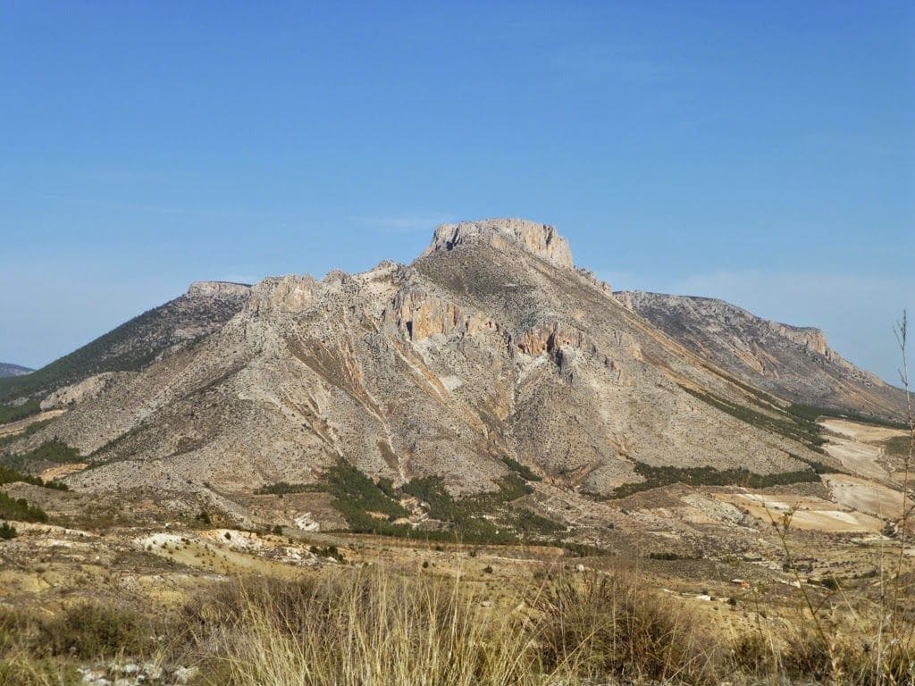 6 soveværelse Finca/Landehus til salg i Velez-Blanco med swimmingpool garage - € 475.000 (Ref: 9105432)