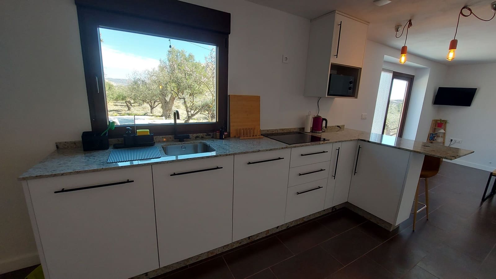 6 soveværelse Finca/Landehus til salg i Velez-Blanco med swimmingpool garage - € 475.000 (Ref: 9105432)