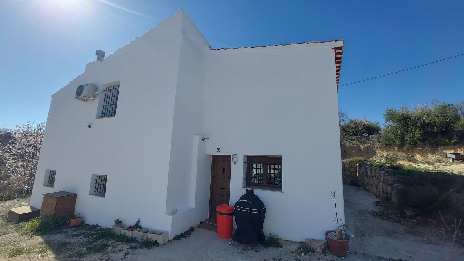 6 soveværelse Finca/Landehus til salg i Velez-Blanco med swimmingpool garage - € 475.000 (Ref: 9105432)