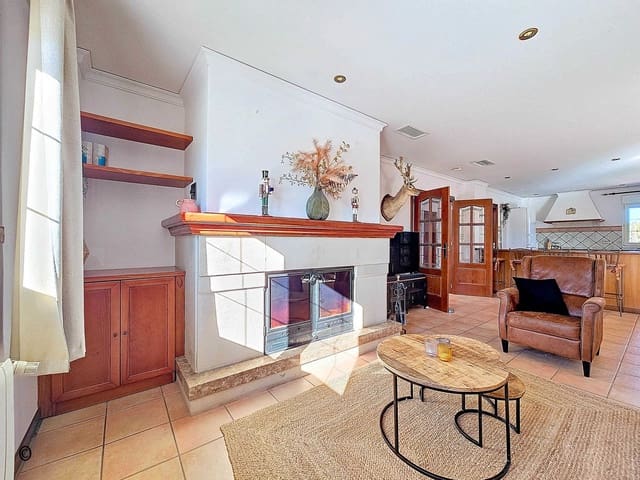 Chalet de 6 habitaciones en Monóvar / Monóver en venta con piscina - 499.950 € (Ref: 9105451)