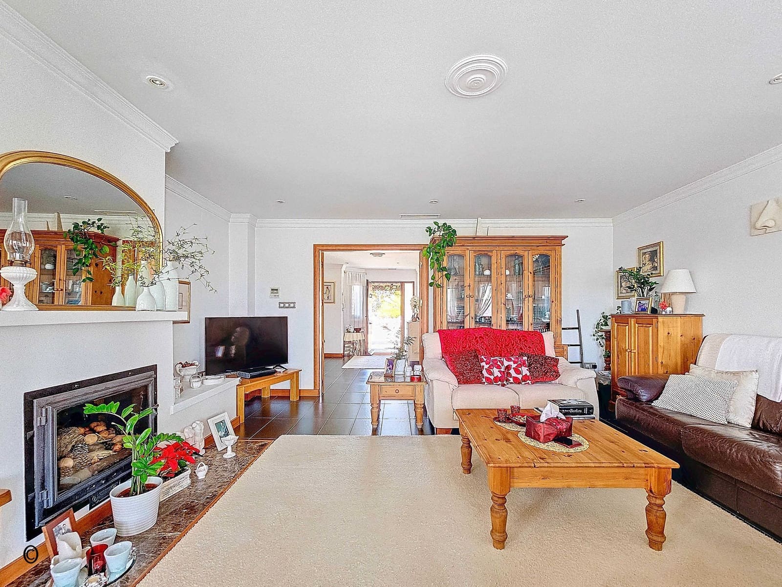 5 soverom Villa til salgs i Pinoso med svømmebasseng garasje - € 675 000 (Ref: 9105455)