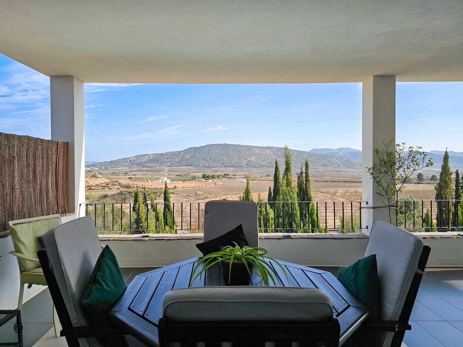 5 soverom Villa til salgs i Pinoso med svømmebasseng garasje - € 675 000 (Ref: 9105455)