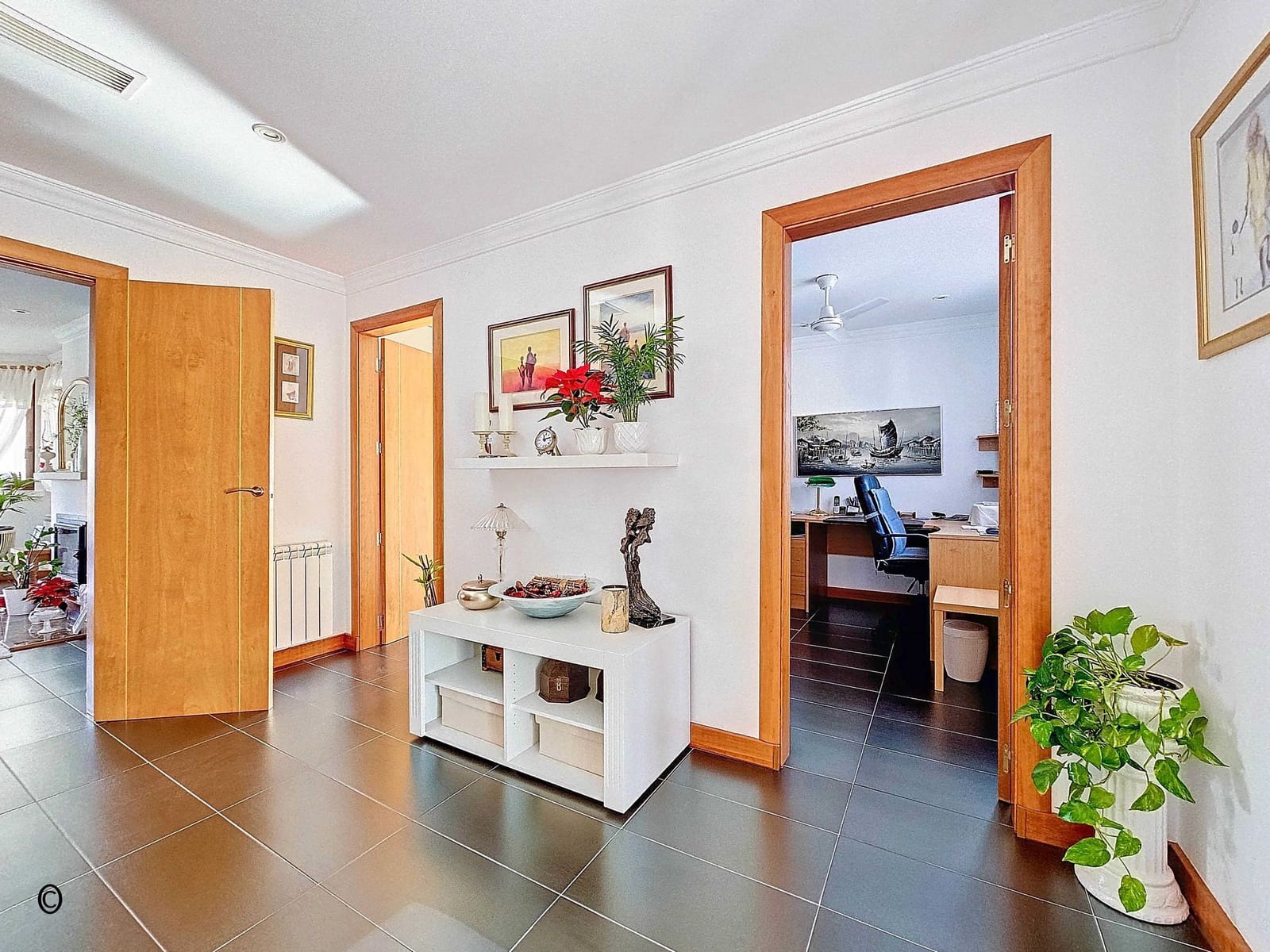 5 soverom Villa til salgs i Pinoso med svømmebasseng garasje - € 675 000 (Ref: 9105455)