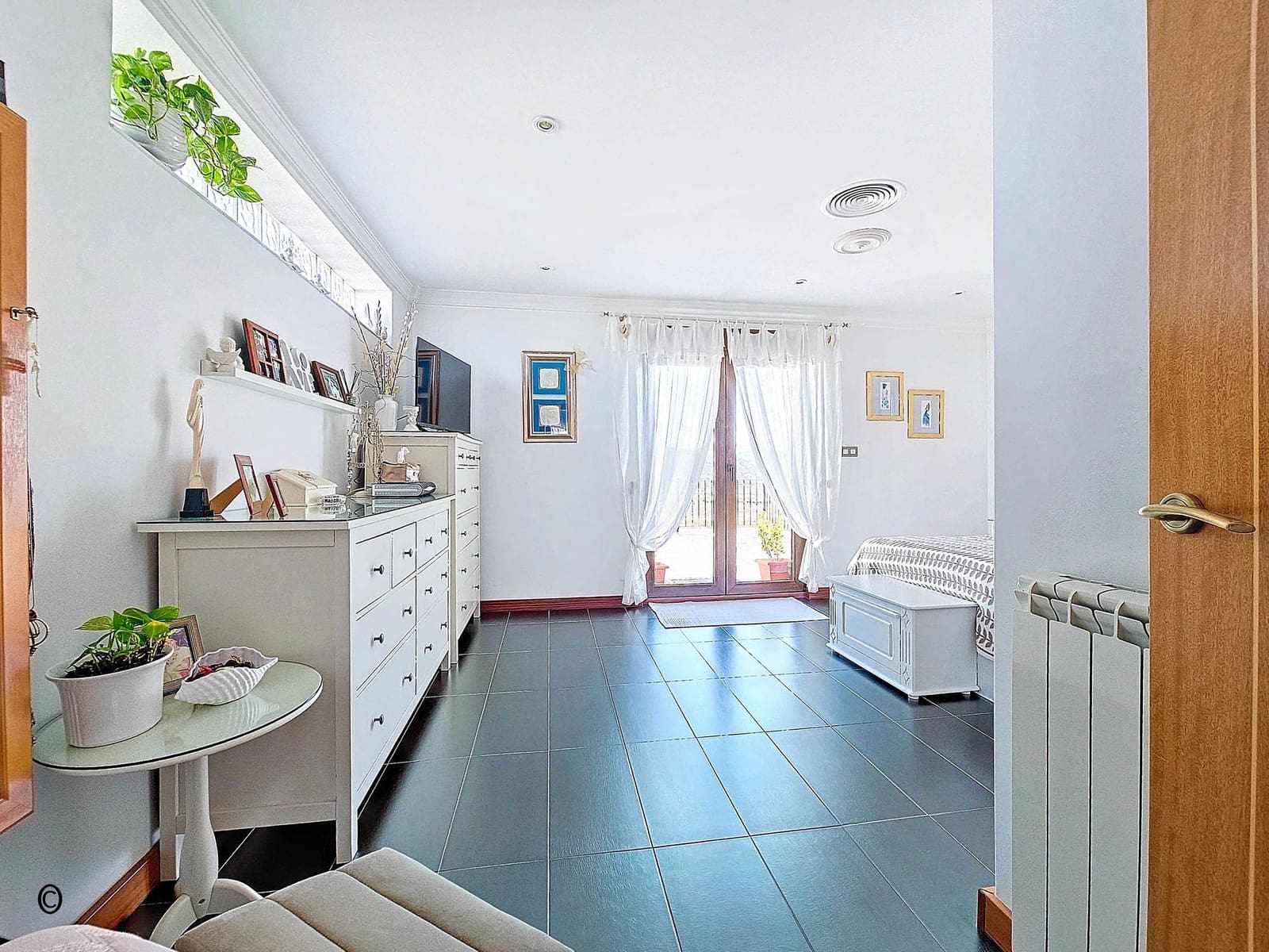 5 soverom Villa til salgs i Pinoso med svømmebasseng garasje - € 675 000 (Ref: 9105455)