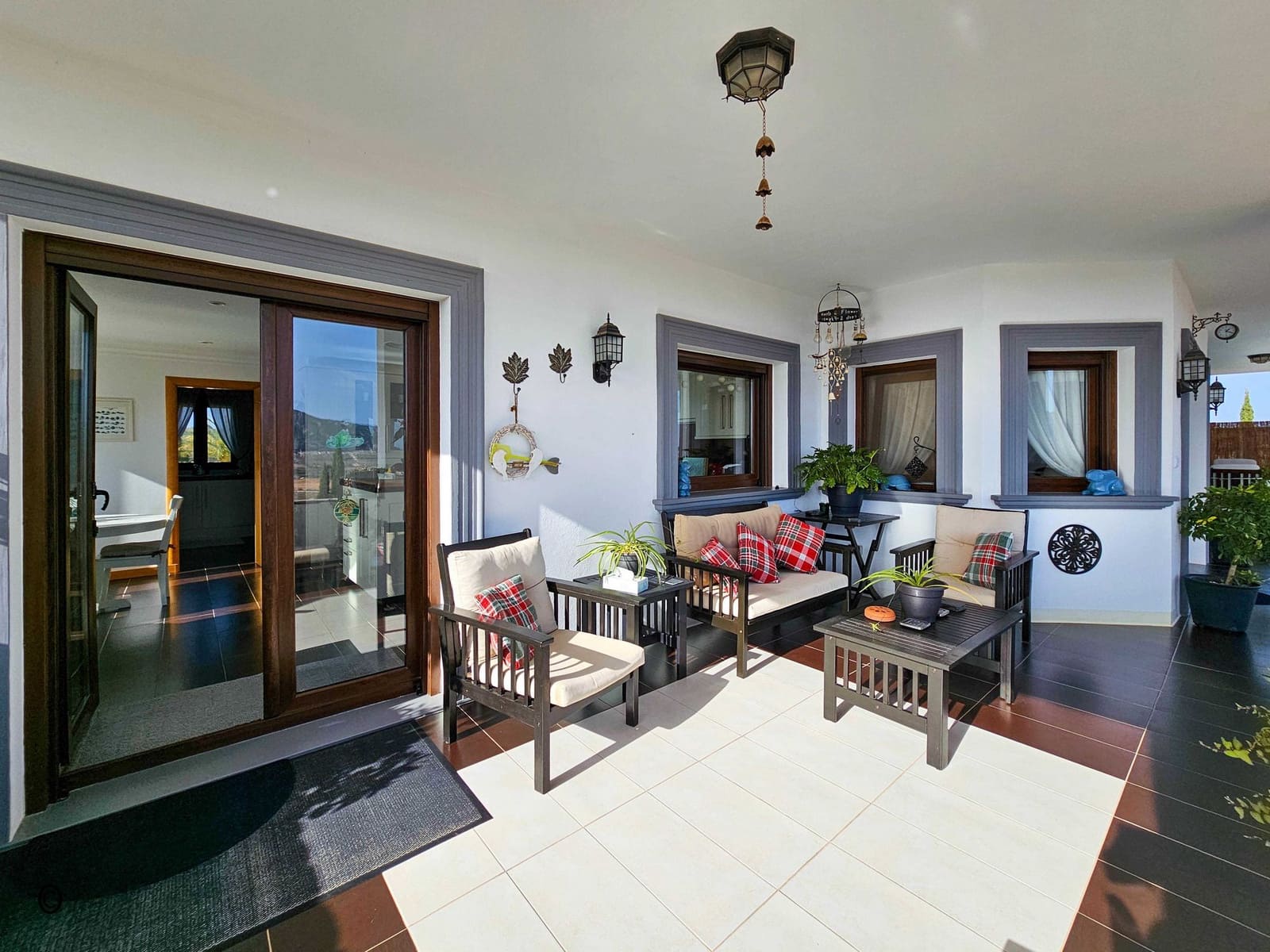 5 soverom Villa til salgs i Pinoso med svømmebasseng garasje - € 675 000 (Ref: 9105455)