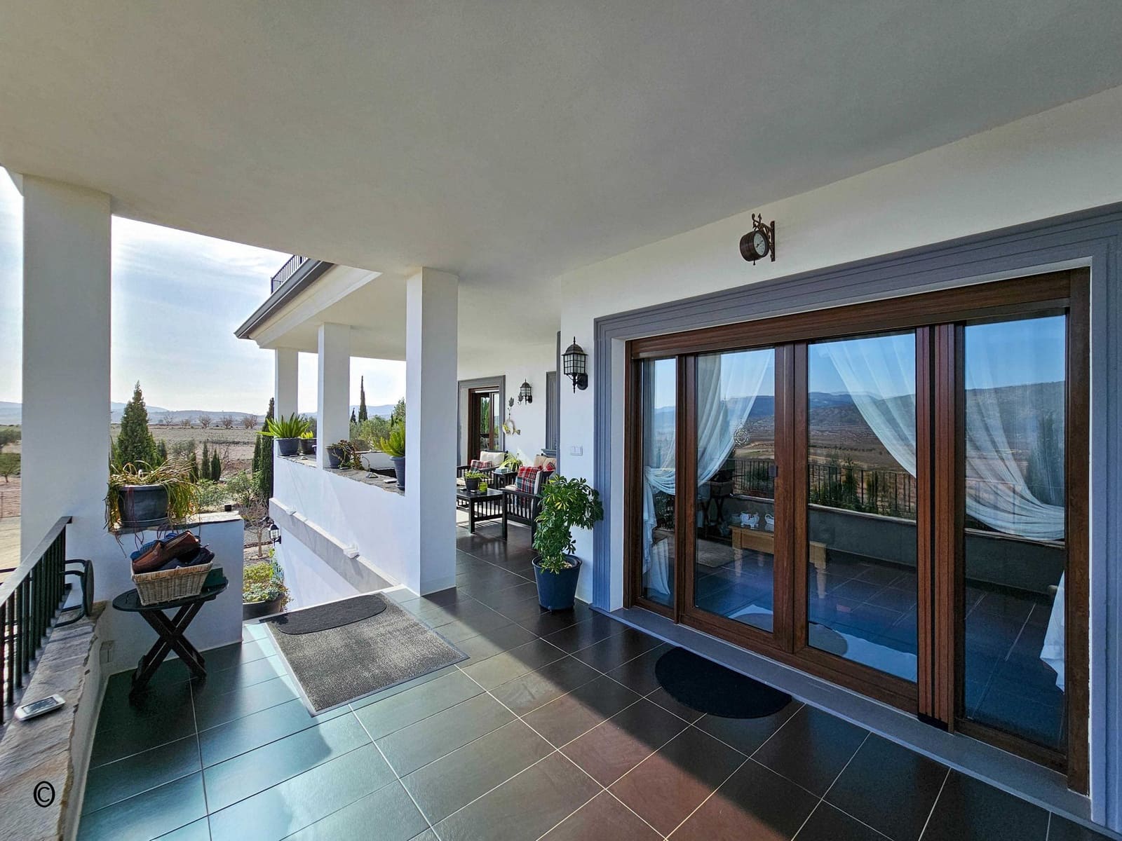 5 soverom Villa til salgs i Pinoso med svømmebasseng garasje - € 675 000 (Ref: 9105455)