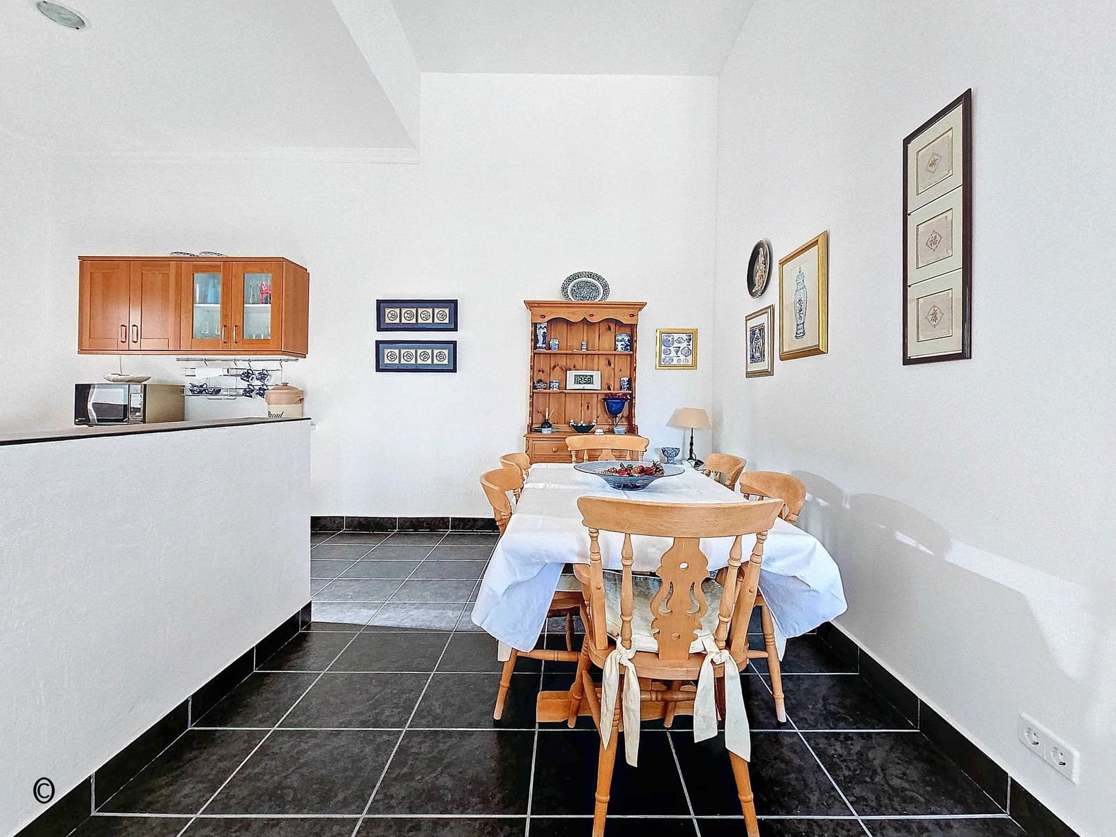 5 soverom Villa til salgs i Pinoso med svømmebasseng garasje - € 675 000 (Ref: 9105455)