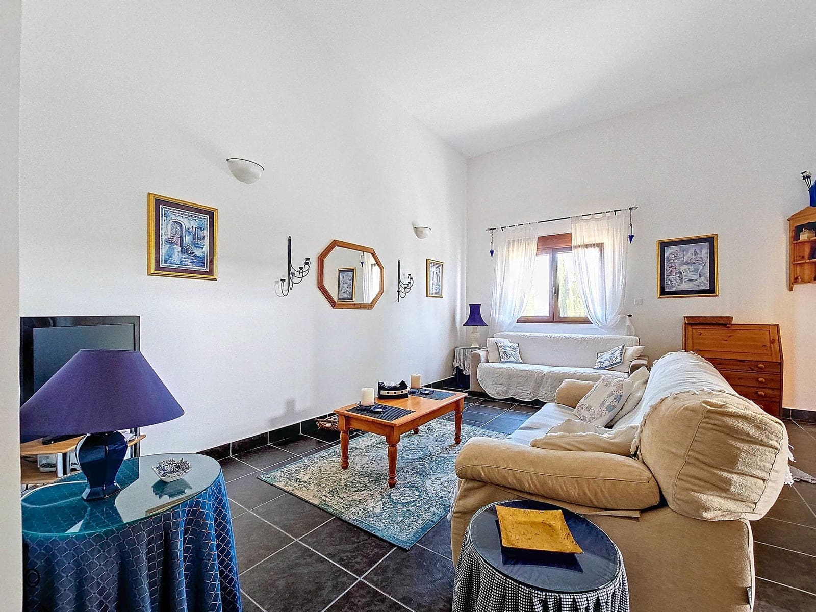 5 soverom Villa til salgs i Pinoso med svømmebasseng garasje - € 675 000 (Ref: 9105455)